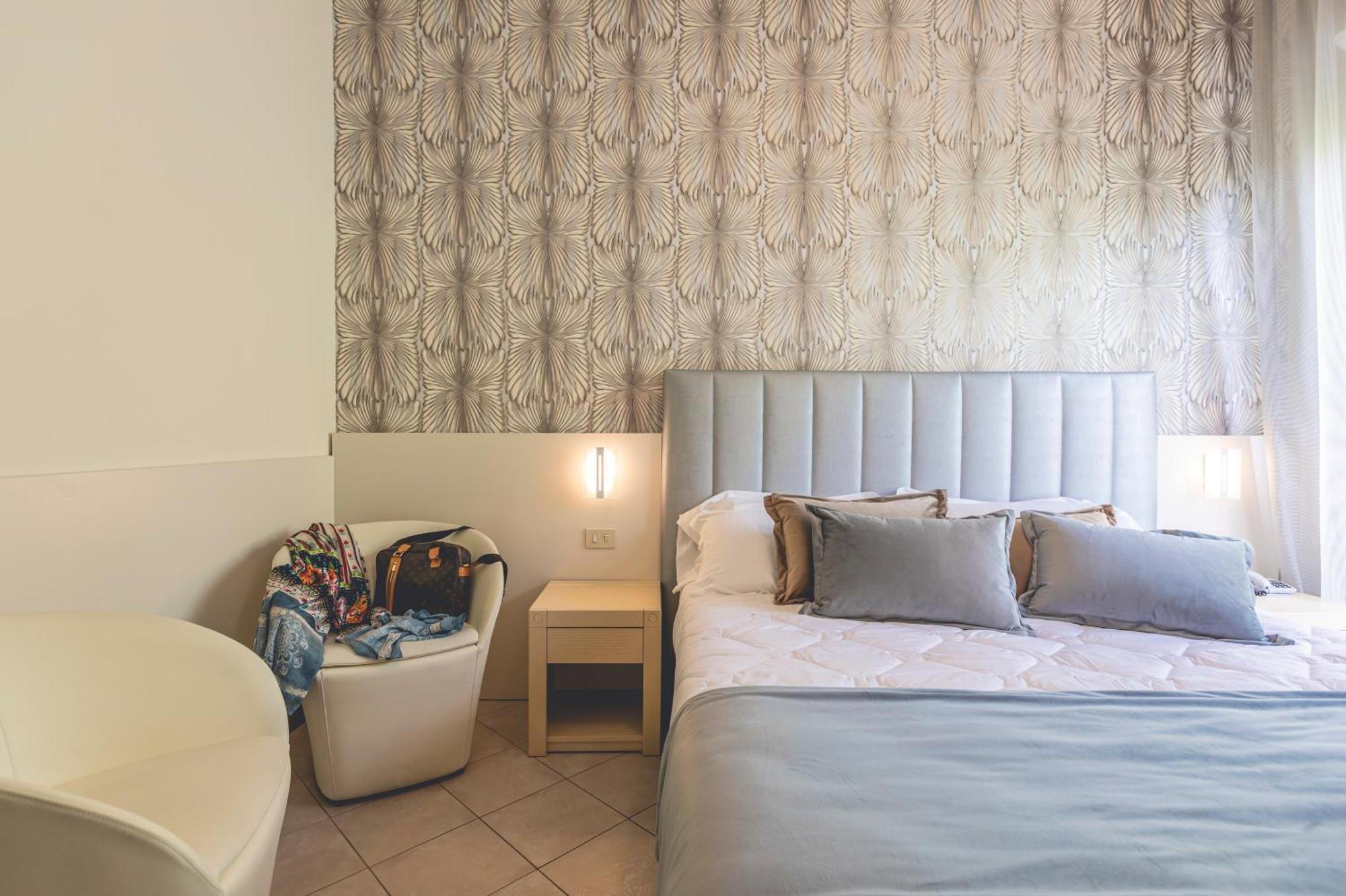Hotel Athena Cervia Extérieur photo