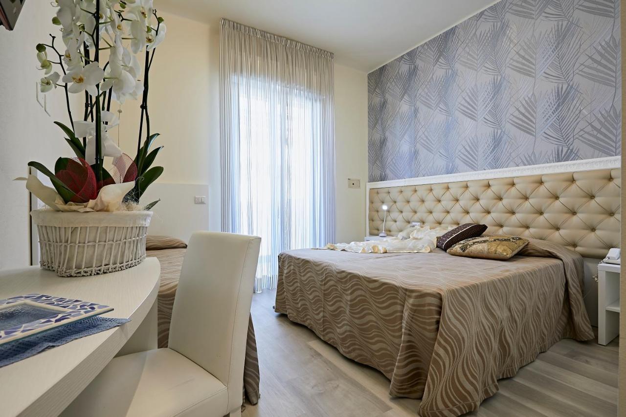 Hotel Athena Cervia Extérieur photo